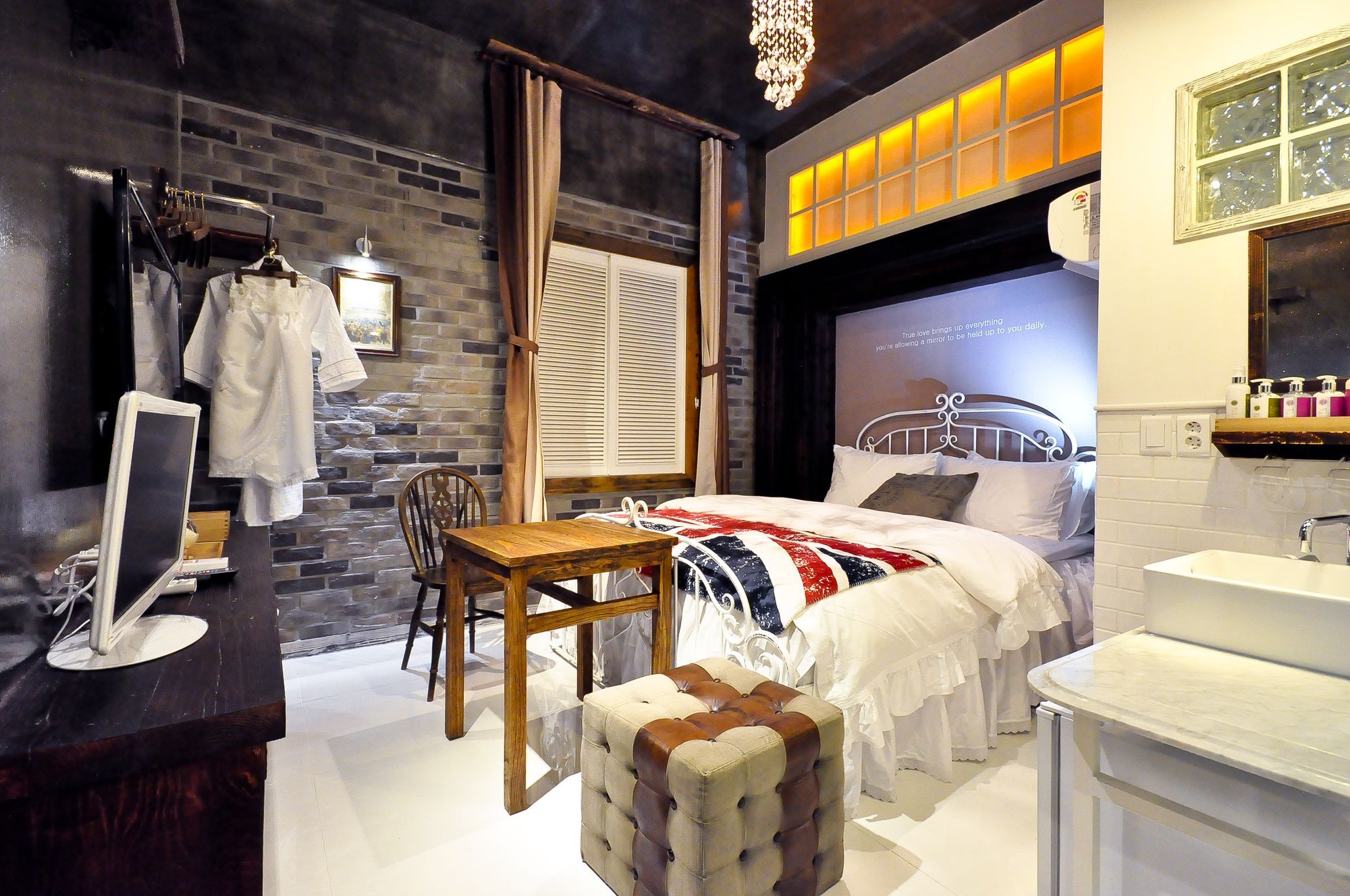February Hotel Hwanggeum Daegu Esterno foto