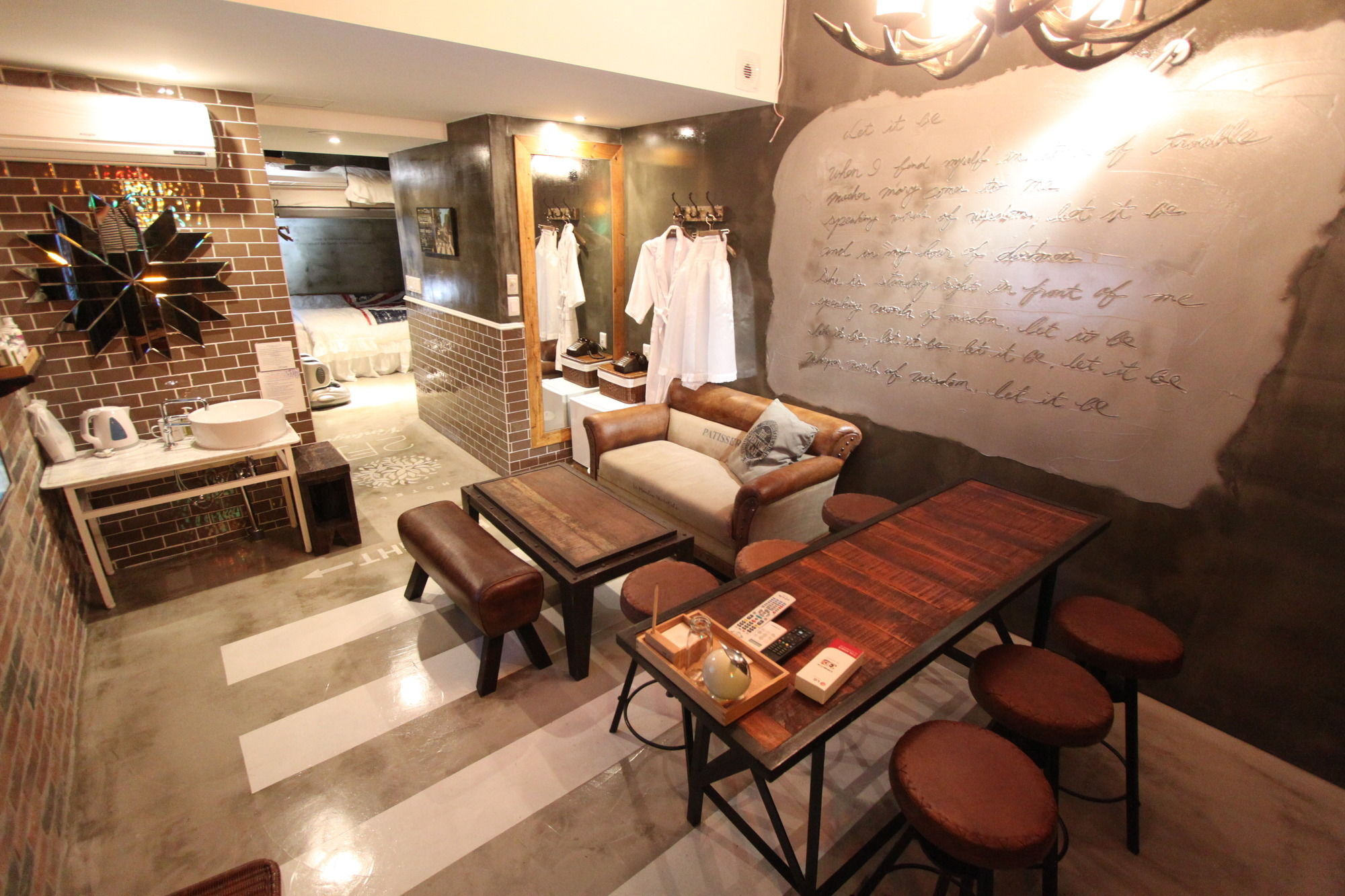 February Hotel Hwanggeum Daegu Esterno foto